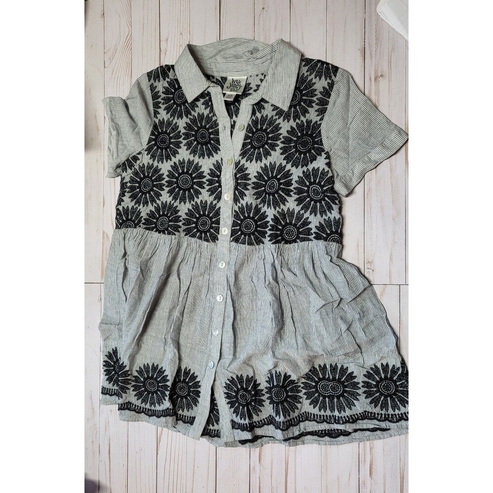 Ivy Jane embroidered blouse